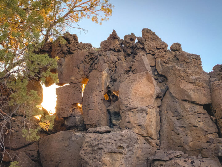 Hiking the Oregon Badlands to Flatiron Rock
