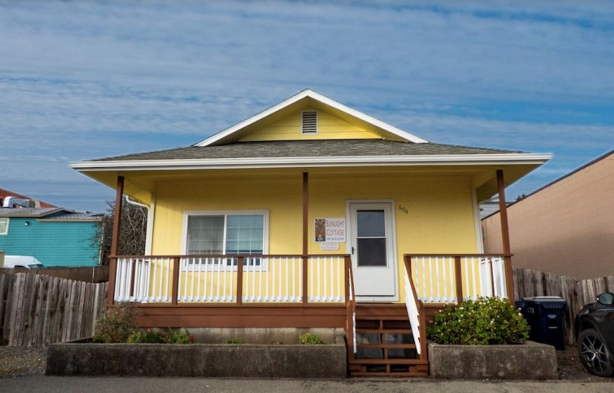 Screenshot of photo of Sunlight Cottage - Oregon Coast campgrounds