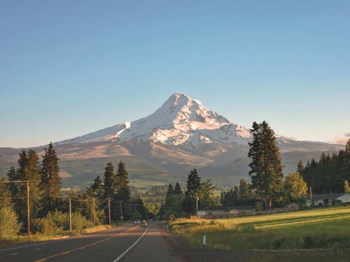 25 Day Trips from Portland, Oregon + Road Trip Ideas