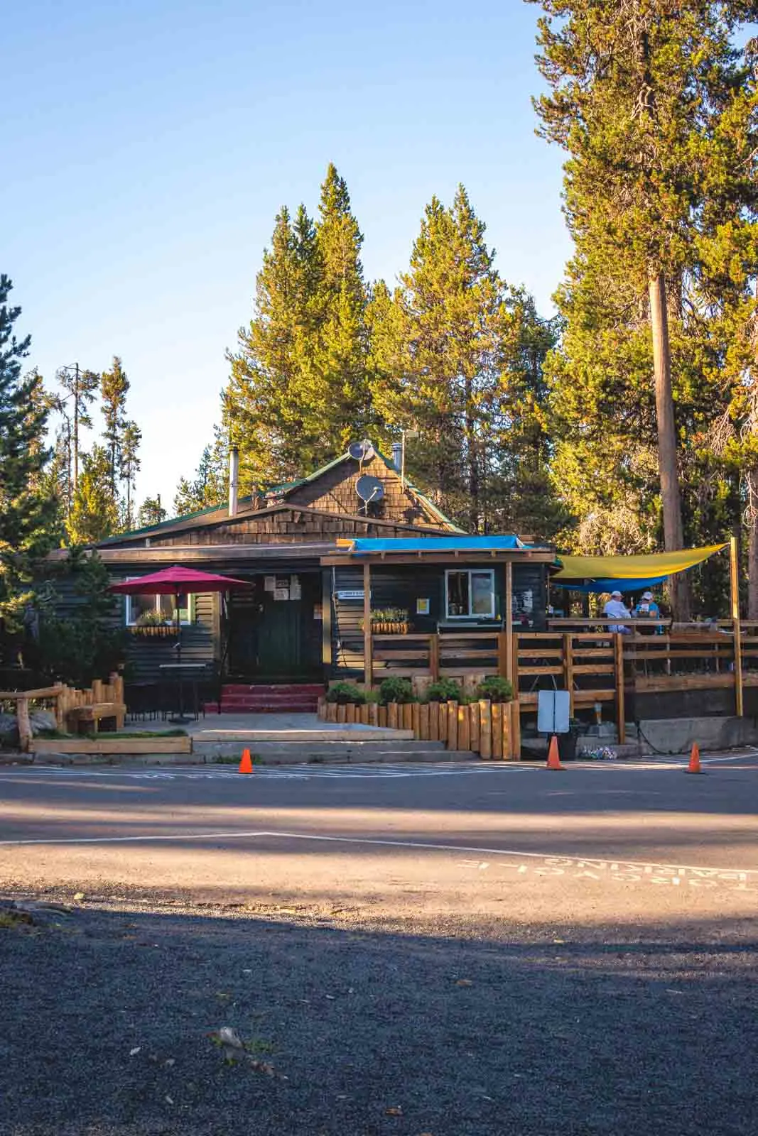 Elk Lake Lodge is a great resort near the Cascade Lakes.