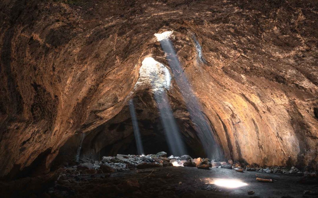 How to Get to Skylight Cave in Oregon
