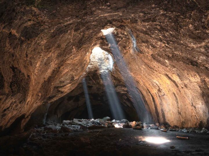 How to Get to Skylight Cave in Oregon