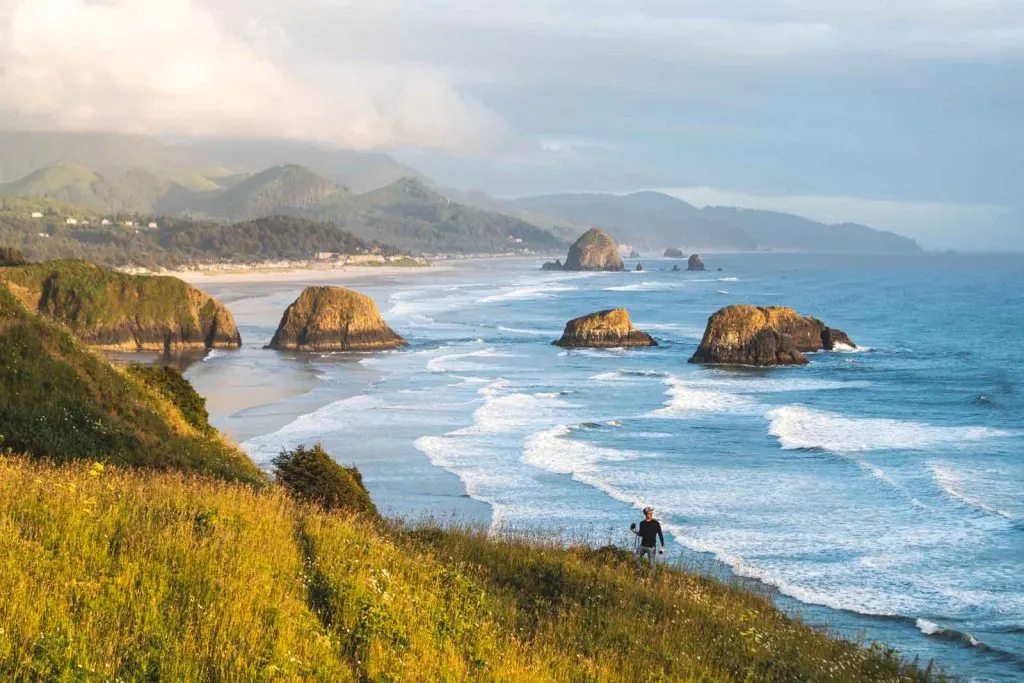 View of islands, cliff and beaches of Ecola State Park, near one of the best Oregon Lighthouses