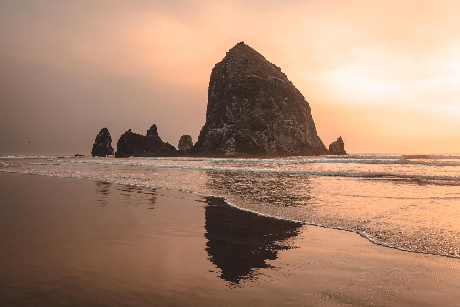 23 Amazing Beaches in Oregon and What To Do Nearby