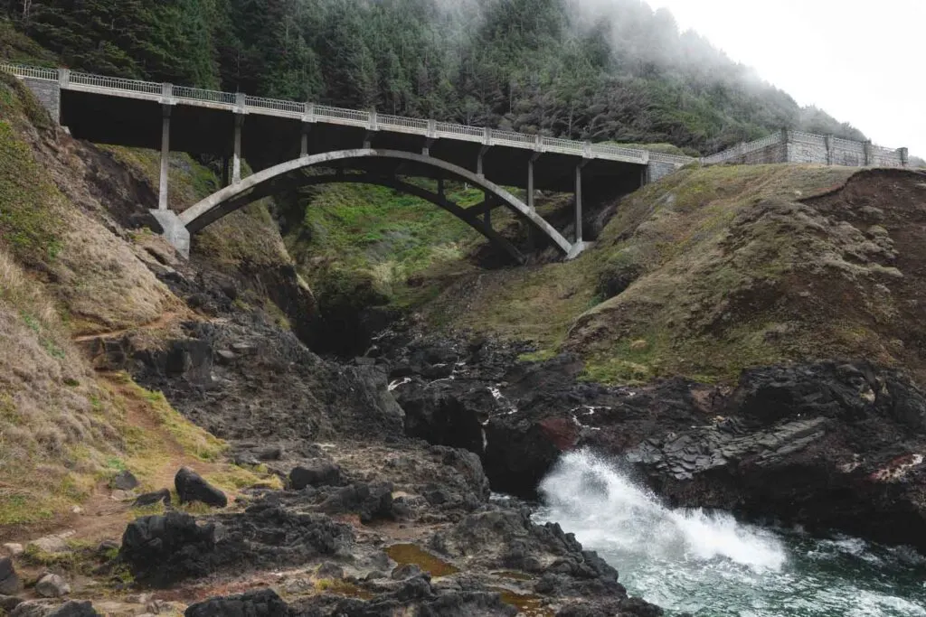 Bridge across rocky Cook's Chasm near Thor's Well on the Oregon Coast