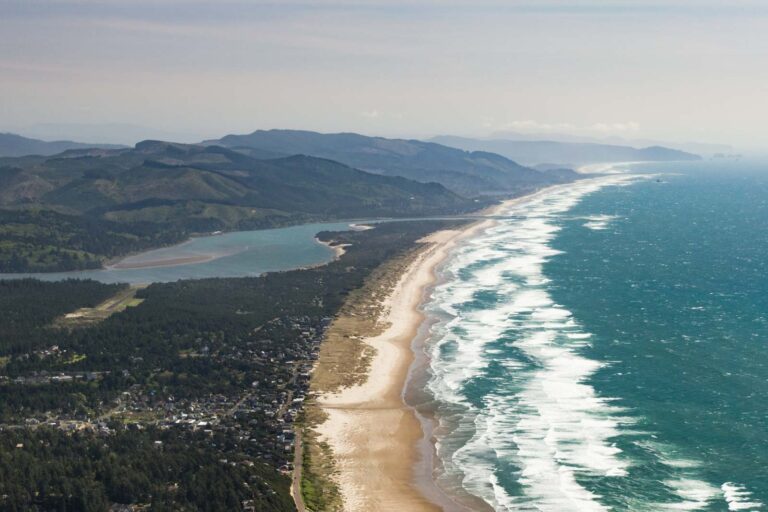 View over beach, ocean and coast from Neahkahnie Mountain in Oswald West State Park