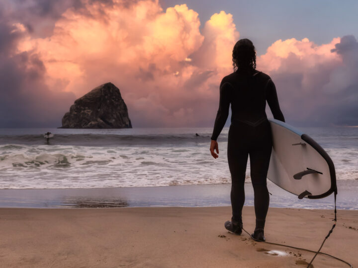 9 Epic Beaches for Surfing in Oregon—Beginner To Experienced!
