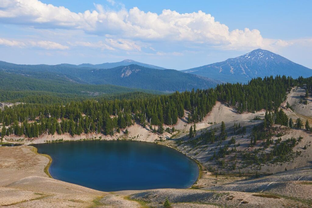 Panoramic view of the mountains with Moraine Lake near South Sister, Oregon