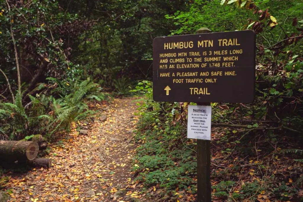 Signpost at the Humbug Mountain Loop trailhead