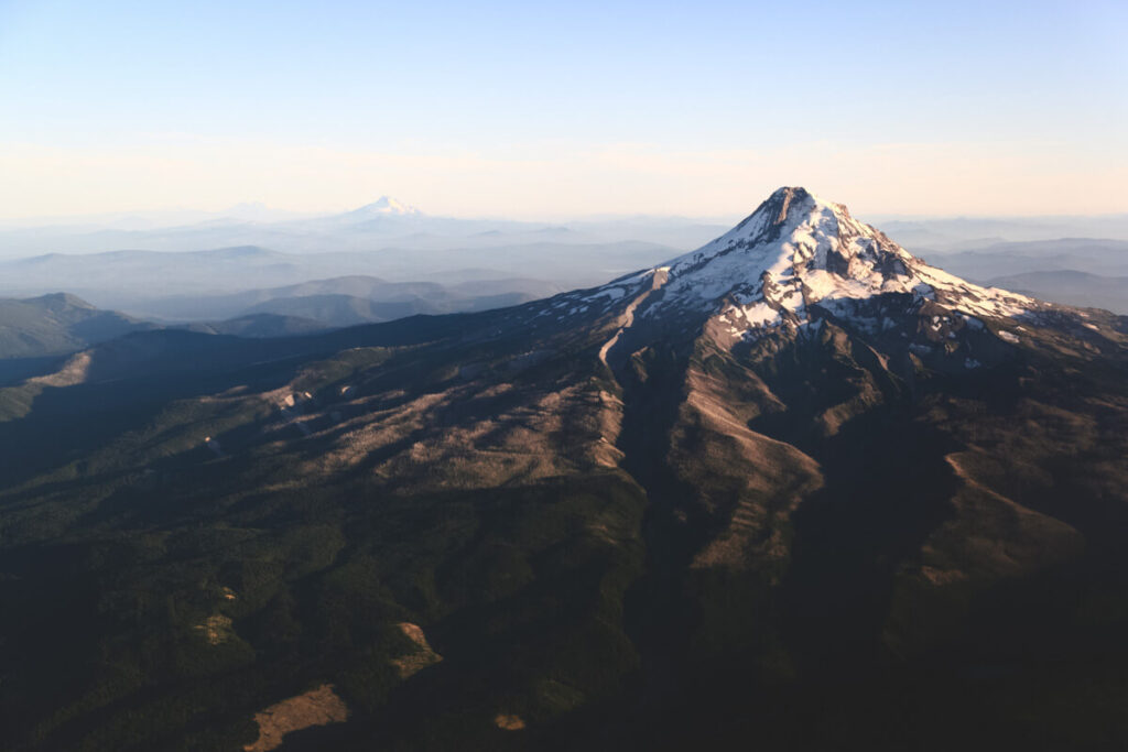 Scenic flight over Mount Hood Portland Oregon tours