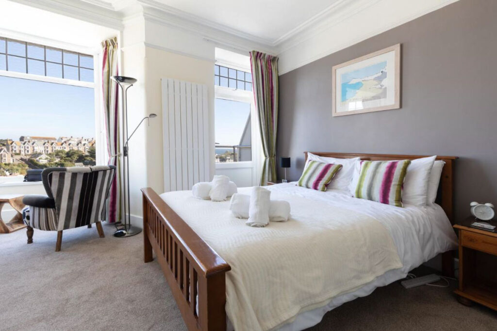A spacious and inviting double room at the Ocean House.