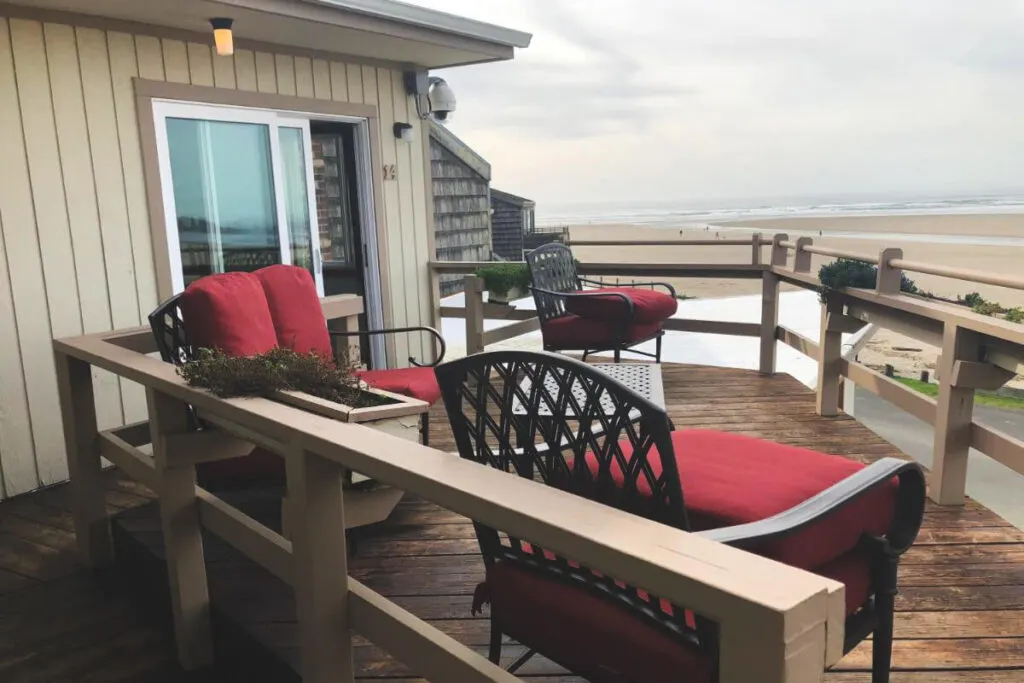 The veranda looking out over Cannon Beach at Webbs Scenic Surf Resort.