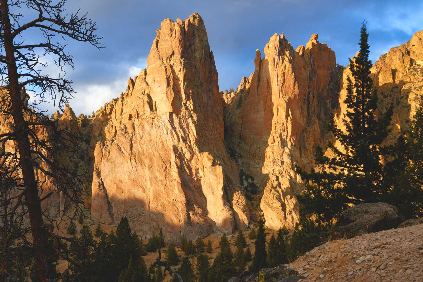 A View of the Monument at Smith Rock State Park.