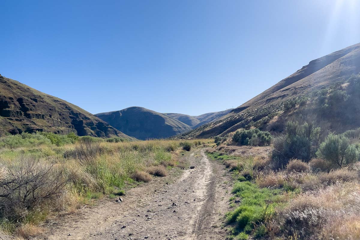Cottonwood Canyon State Park hardstone trail