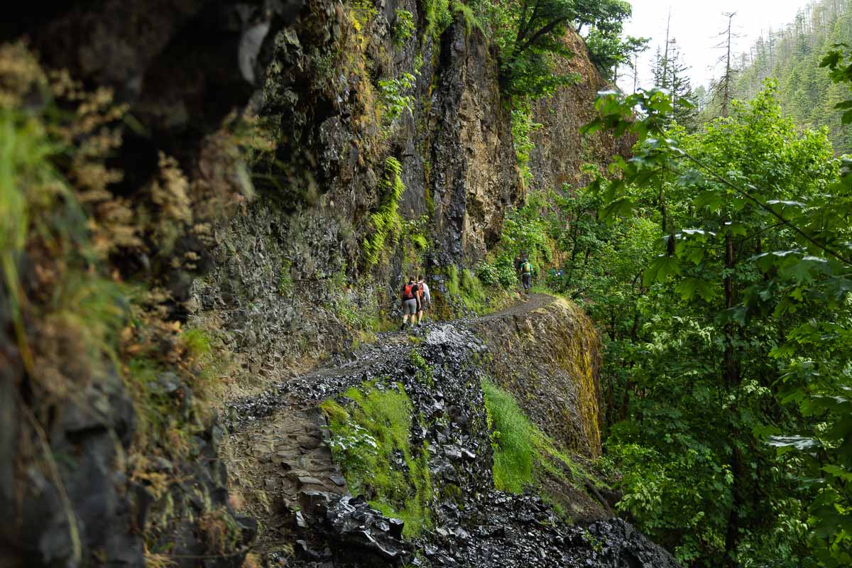 Hikers along Eagle Creek trail