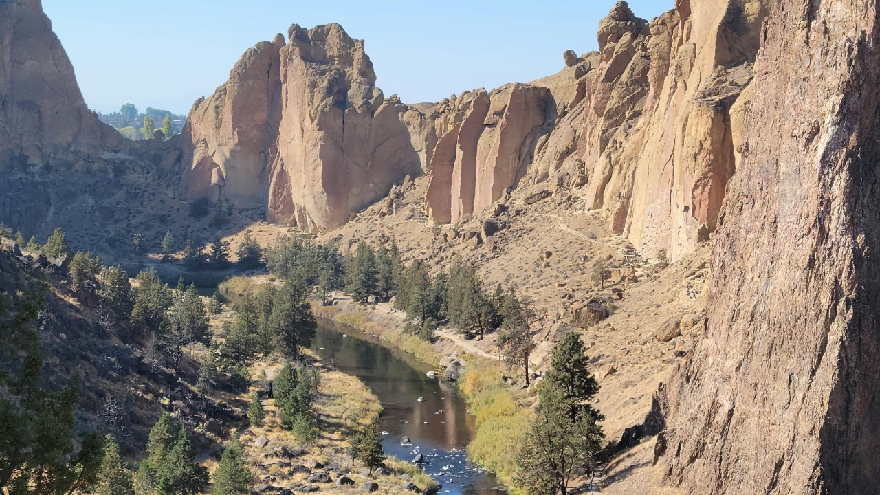 A stunning aerial view of the gorge at Smith Rock State Park in Oregon, USA.